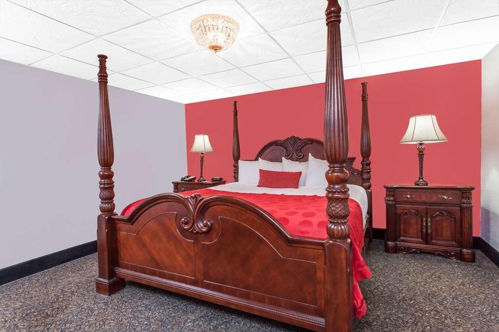 รามาดา บาย วินด์แฮม เฮนเดอร์สัน/อีแวนส์วิลล์ Hotel ห้อง รูปภาพ